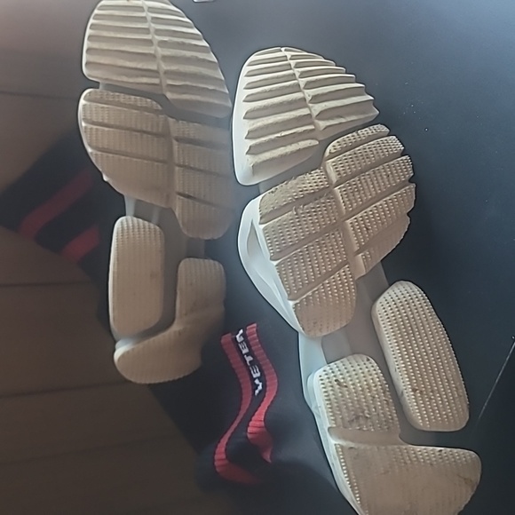 Item#704 - Picture 2 of 2